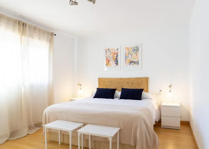 House Pool & Parking Malaga