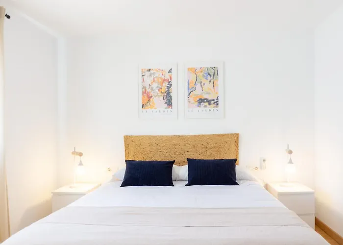 House Pool & Parking Malaga